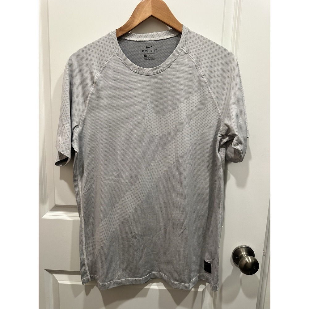 Nike Men's Gray Fitted Dri Fit Tee Large